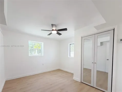 313 SW 1st Street Hallandale Beach FL 33009