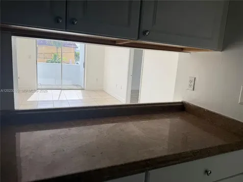 4495 NW 9th Street Miami FL 33126