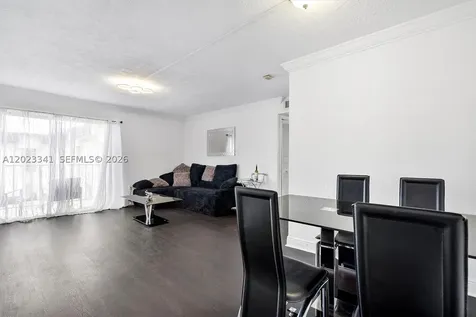 7232 SW 94th Place Miami FL 33173