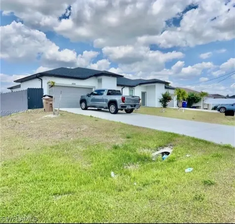 5022-5024 Centennial Boulevard Lehigh Acres FL 33971