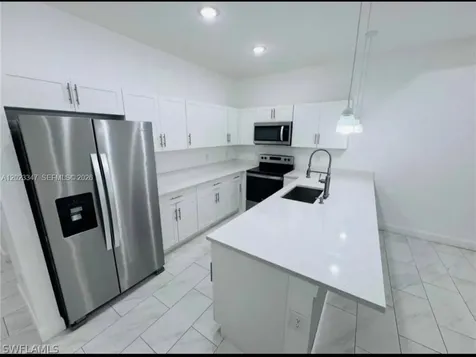 5022-5024 Centennial Boulevard Lehigh Acres FL 33971