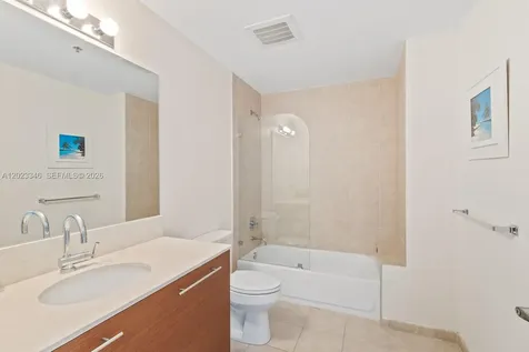 2641 N Flamingo Road Sunrise FL 33323