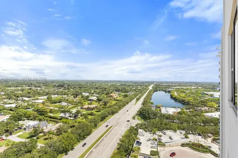 2641 N Flamingo Road Sunrise FL 33323