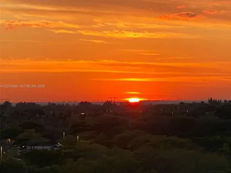 2641 N Flamingo Road Sunrise FL 33323