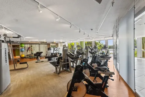 2641 N Flamingo Road Sunrise FL 33323