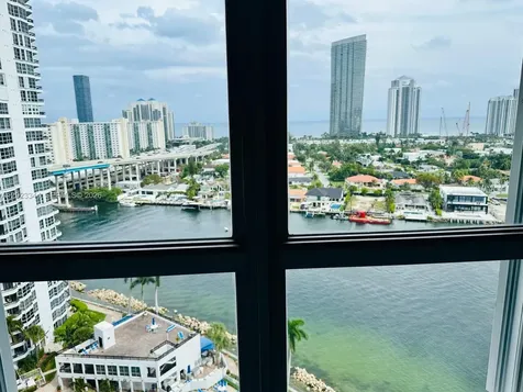 19101 NE 36th Court Aventura FL 33180