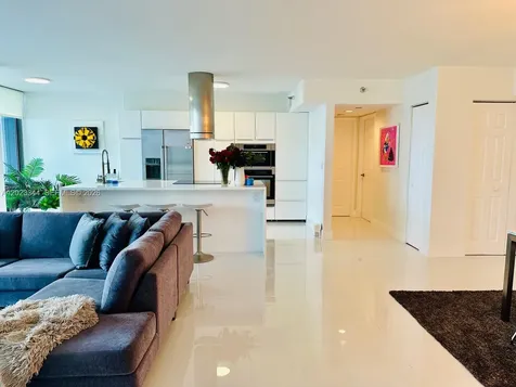 19101 NE 36th Court Aventura FL 33180