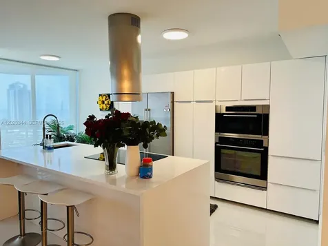 19101 NE 36th Court Aventura FL 33180