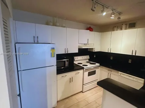19555 E Country Club Drive Aventura FL 33180