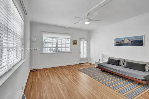 717 Espanola Way Miami Beach FL 33139