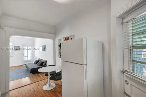 717 Espanola Way Miami Beach FL 33139