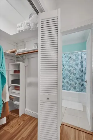 717 Espanola Way Miami Beach FL 33139