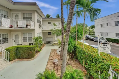 717 Espanola Way Miami Beach FL 33139