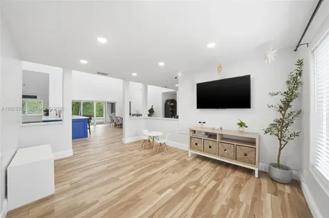 19920 NW 9th Drive Pembroke Pines FL 33029