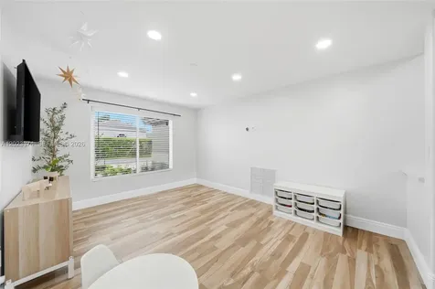 19920 NW 9th Drive Pembroke Pines FL 33029