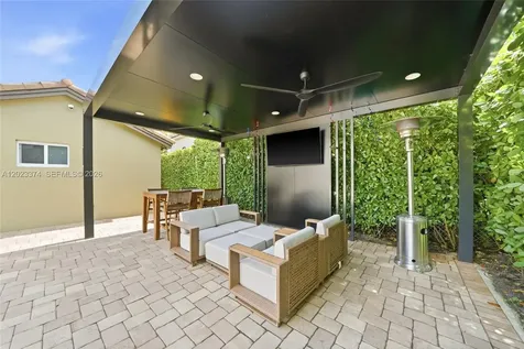 19920 NW 9th Drive Pembroke Pines FL 33029