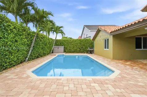 19920 NW 9th Drive Pembroke Pines FL 33029