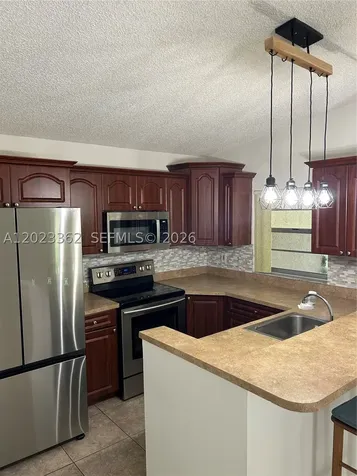 578 Woodgate Circle Sunrise FL 33326