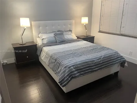 990 Meridian Avenue Miami Beach FL 33139