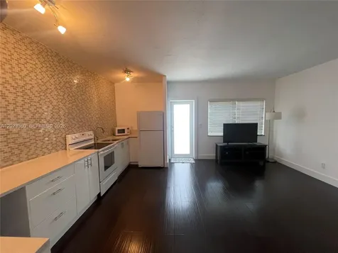 990 Meridian Avenue Miami Beach FL 33139