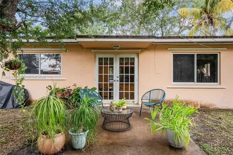 9875 SW 83rd Street Miami FL 33173
