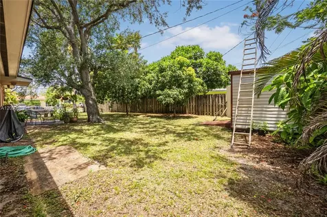 9875 SW 83rd Street Miami FL 33173