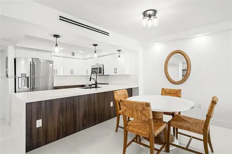 5701 Collins Avenue Miami Beach FL 33140