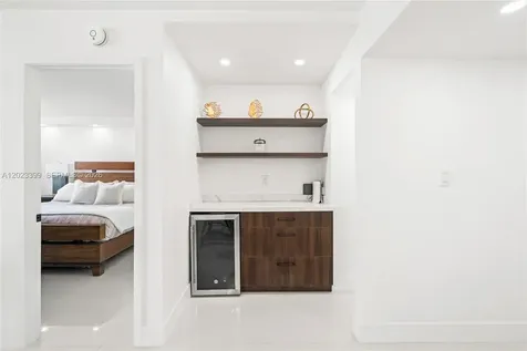 5701 Collins Avenue Miami Beach FL 33140