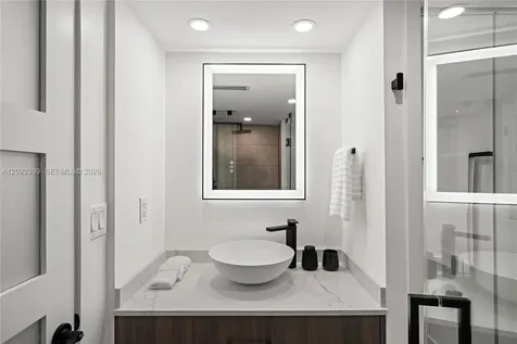5701 Collins Avenue Miami Beach FL 33140