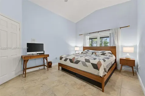 14421 SW 155th Place Miami FL 33196