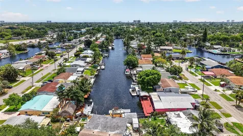 2730 Sherman Street Hollywood FL 33020