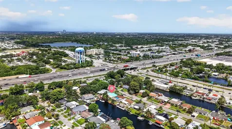 2730 Sherman Street Hollywood FL 33020
