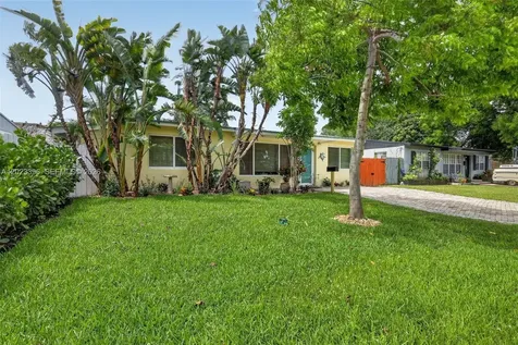2730 Sherman Street Hollywood FL 33020