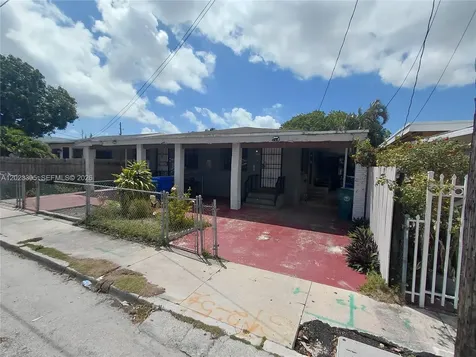 2140 NW 1st Terrace Miami FL 33125