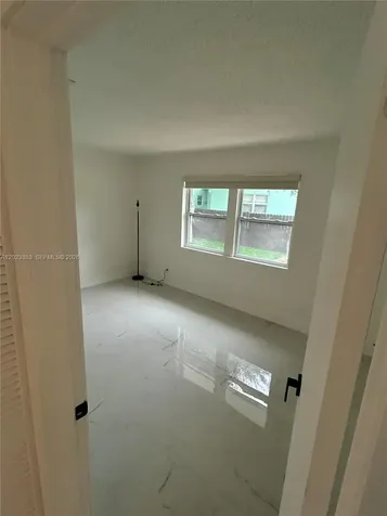 251-253 SW 11th Street Dania Beach FL 33004