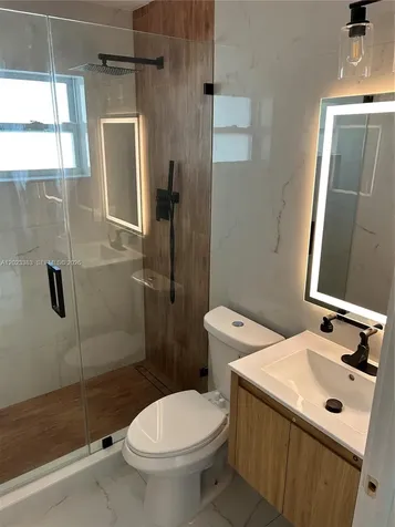 251-253 SW 11th Street Dania Beach FL 33004