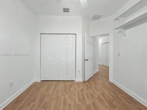 9267 SW 220th Terrace Cutler Bay FL 33190