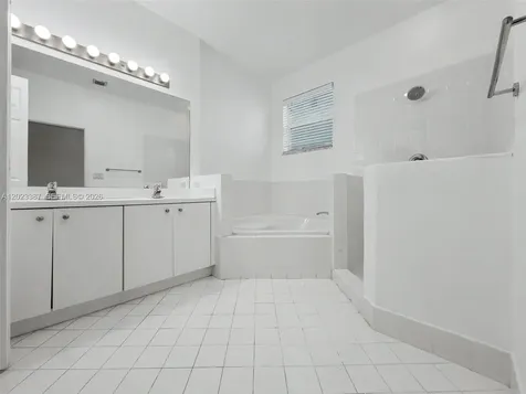 9267 SW 220th Terrace Cutler Bay FL 33190