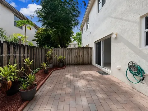 9267 SW 220th Terrace Cutler Bay FL 33190