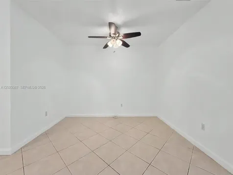 9267 SW 220th Terrace Cutler Bay FL 33190