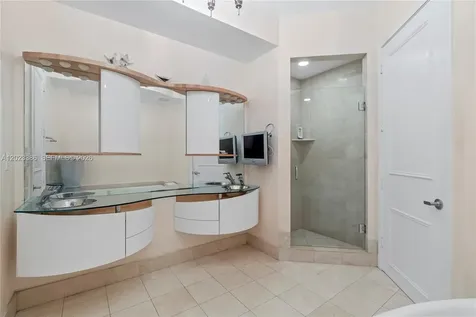 18101 Collins Avenue Sunny Isles Beach FL 33160