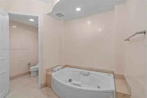 18101 Collins Avenue Sunny Isles Beach FL 33160