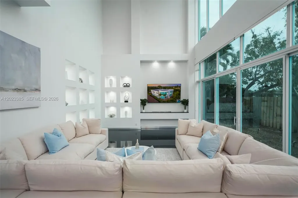 5432 NE 21st Terrace Fort Lauderdale FL 33308