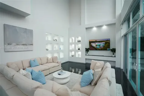 5432 NE 21st Terrace Fort Lauderdale FL 33308