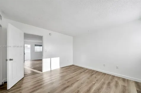 2011 Bay Drive Miami Beach FL 33141
