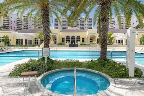 731 Crandon Boulevard Key Biscayne FL 33149