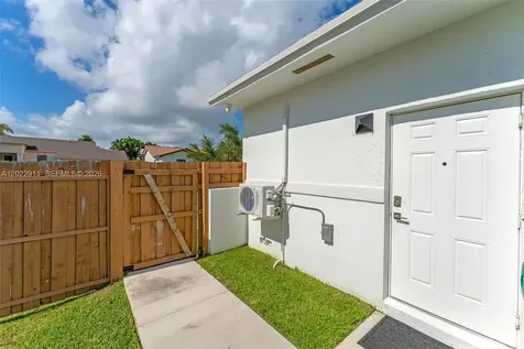 7840 SW 197th Terrace Cutler Bay FL 33189