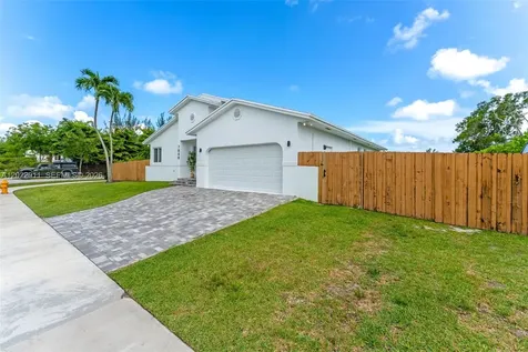 7840 SW 197th Terrace Cutler Bay FL 33189
