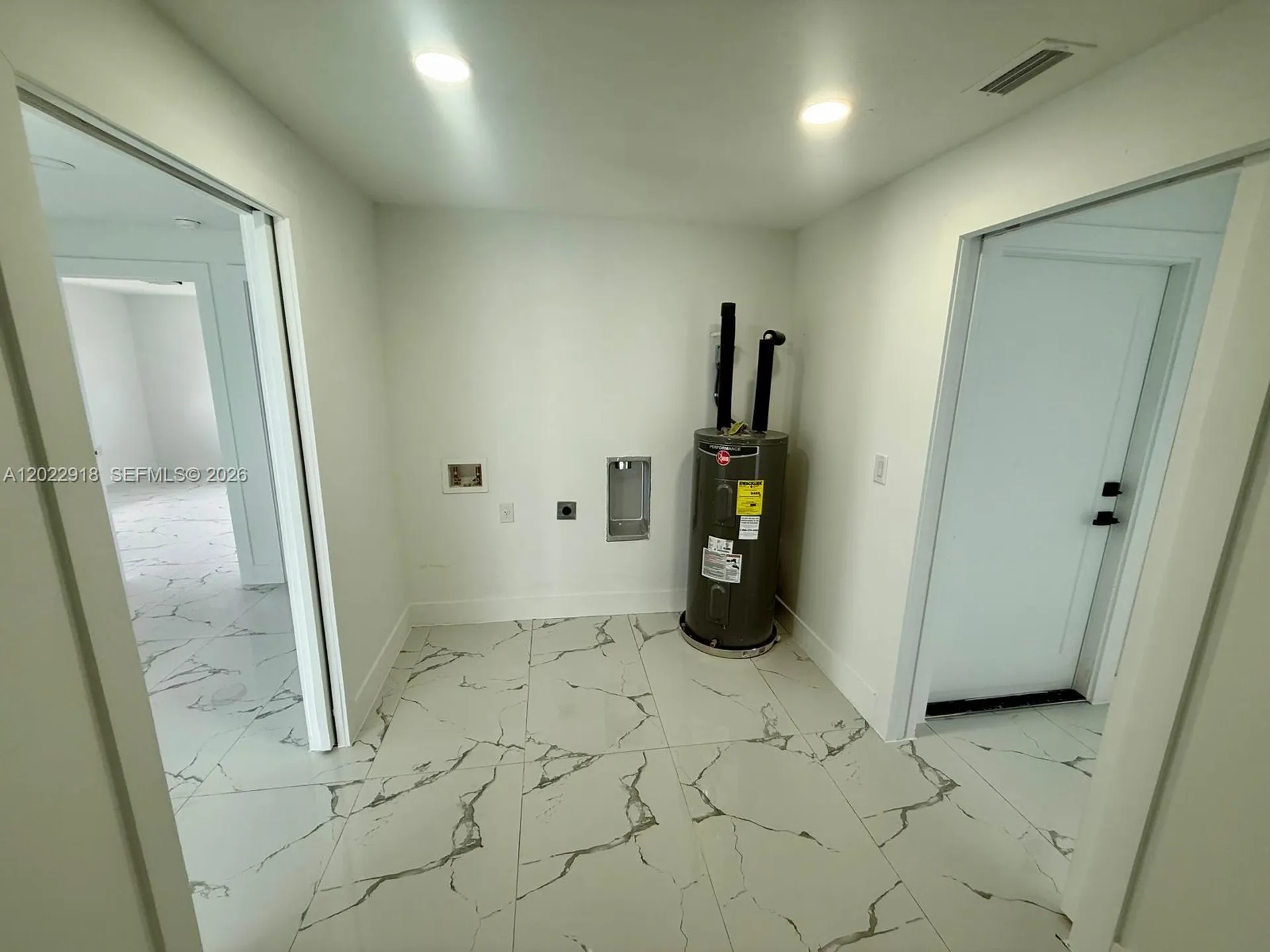 111 E North Shore Avenue Other City - In The State Of Florida FL 33917