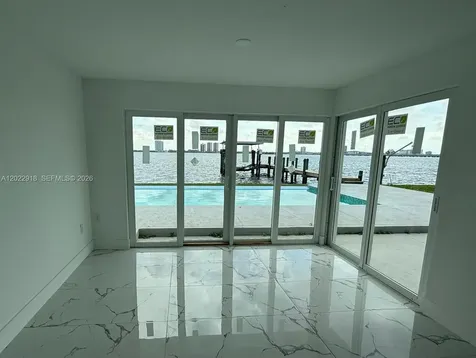 111 E North Shore Avenue Other City - In The State Of Florida FL 33917